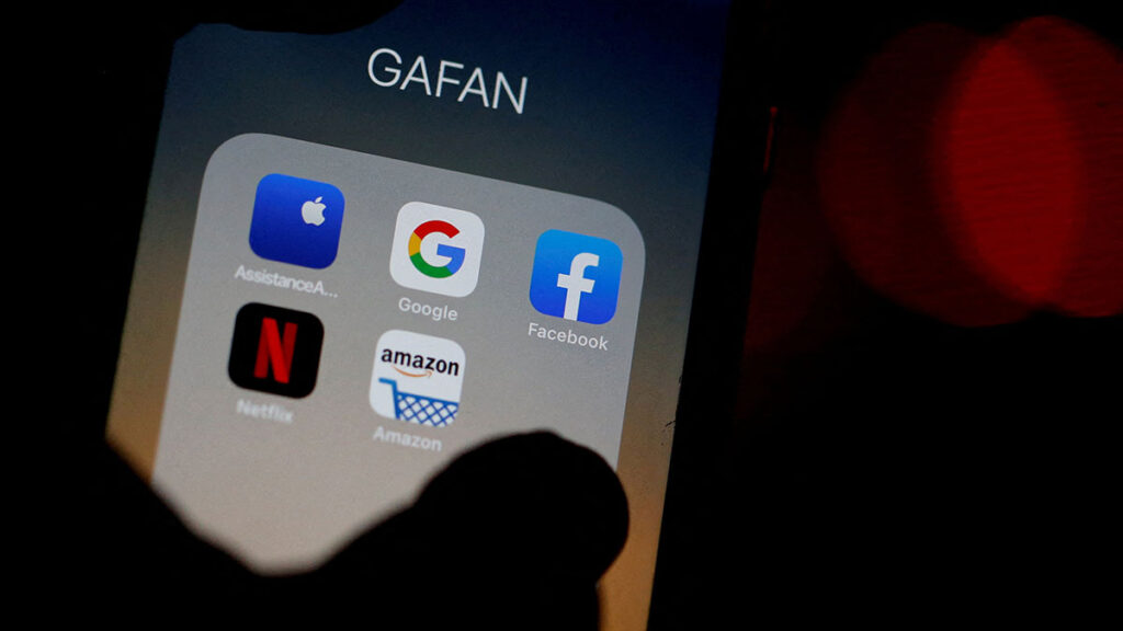 ¿Cómo saber quién ha entrado a ver tu perfil de Facebook? Paso a paso para conocerlo. Reuters