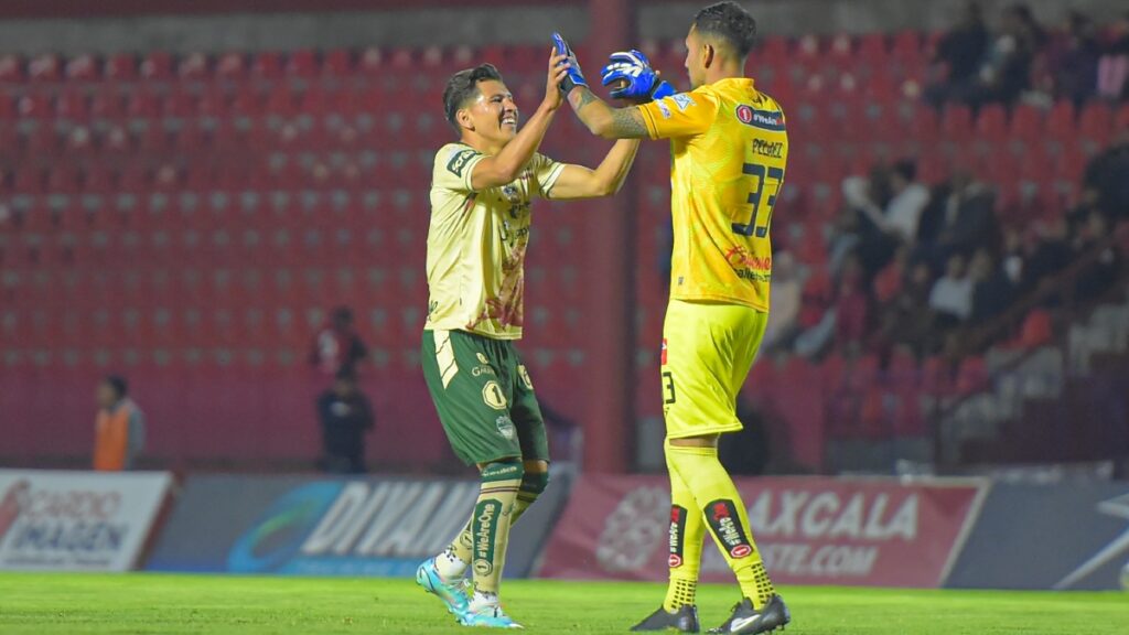 Alacranes de Durango escala posiciones tras vencer a Tlaxcala