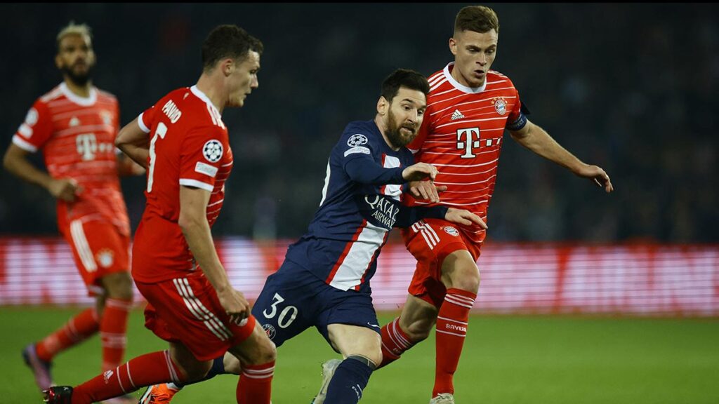 El PSG llega obligado a vencer al Bayer en Alemania para avanzar a los cuartos de final de la Champions. Reuters