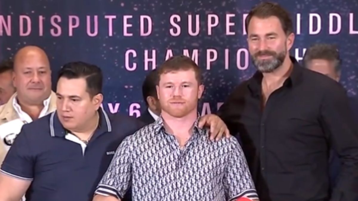 Canelo Álvarez vs John Ryder