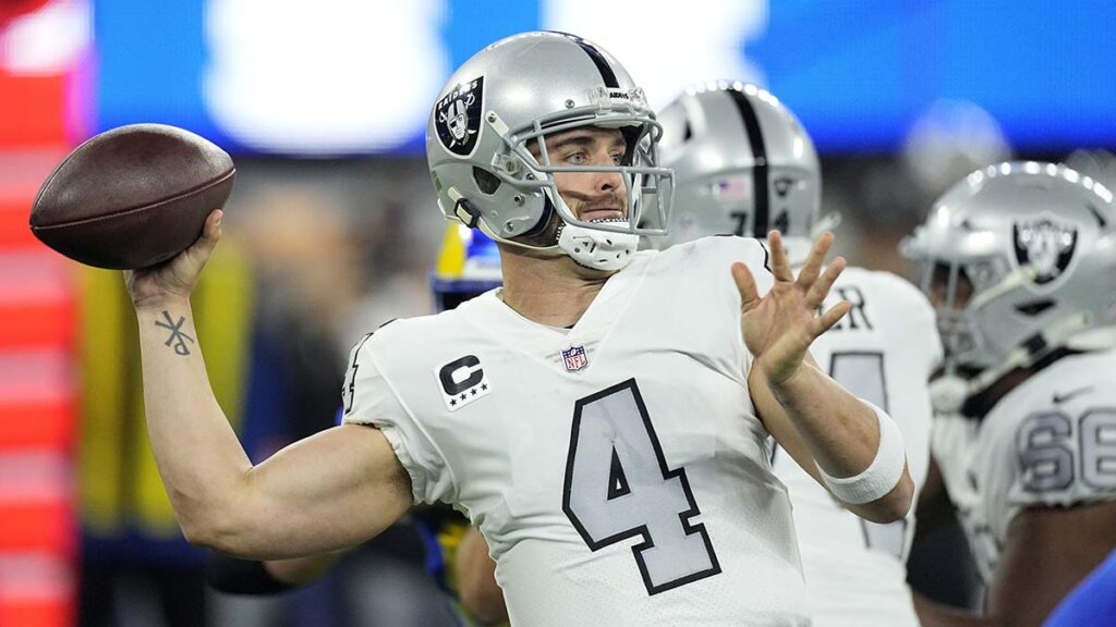 Los Raiders cortaron a Carr antes de la fecha límite del 15 de febrero. AP