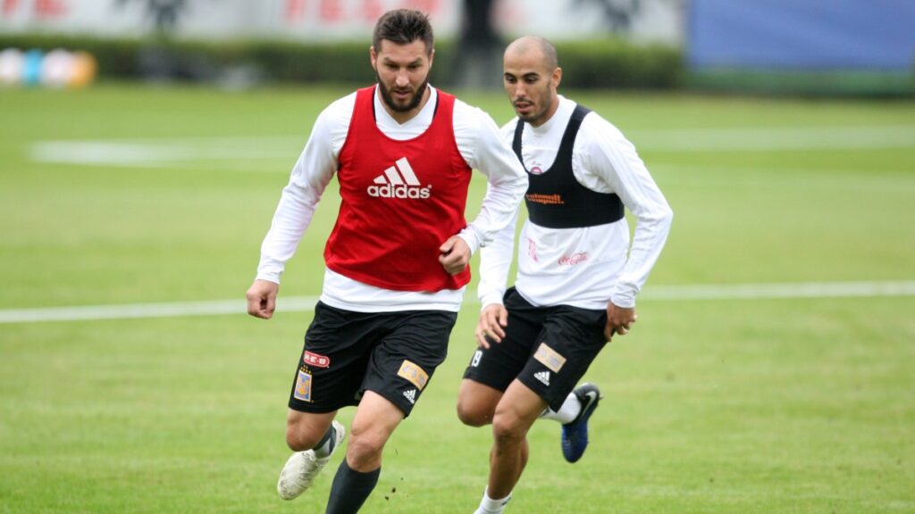 Gignac, en un entrenamiento de Tigres