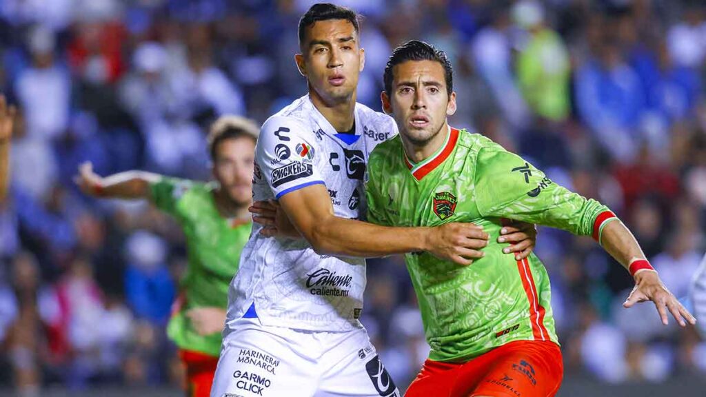 Los Gallos rescatan un punto ante Bravos, en el regreso de la afición a La Corregidora