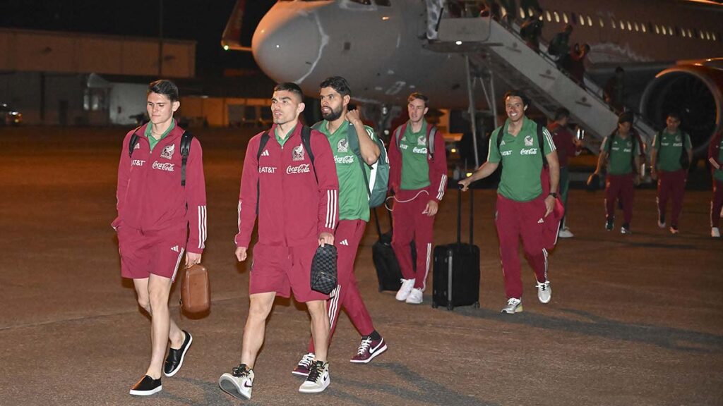 La selección mexicana llega a Surinam