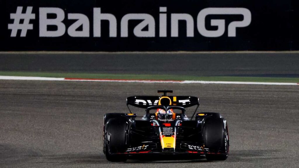 Max Verstappen y Checo Pérez hacen el 1-2 para Red Bull.