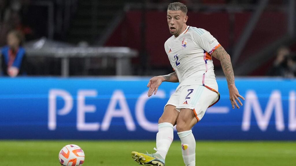 Toby Alderweireld fue parte de la generación dorada de Bélgica. AP