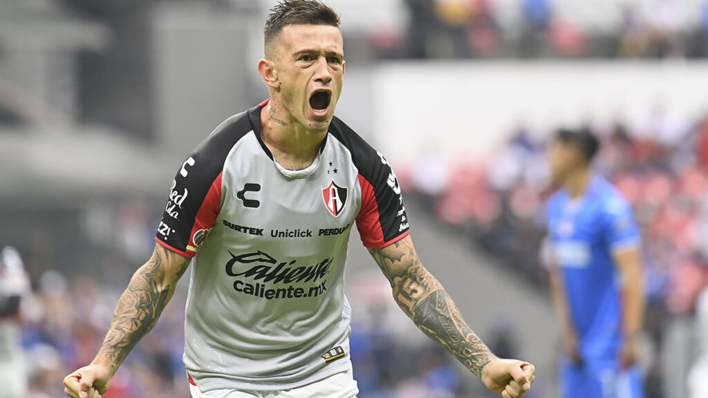 El Cruz Azul buscaría fichar a Brian Lozano del Atlas