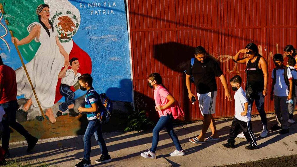 ¿Qué se celebra el 5 de mayo y quiénes descansan en México? | Reuters