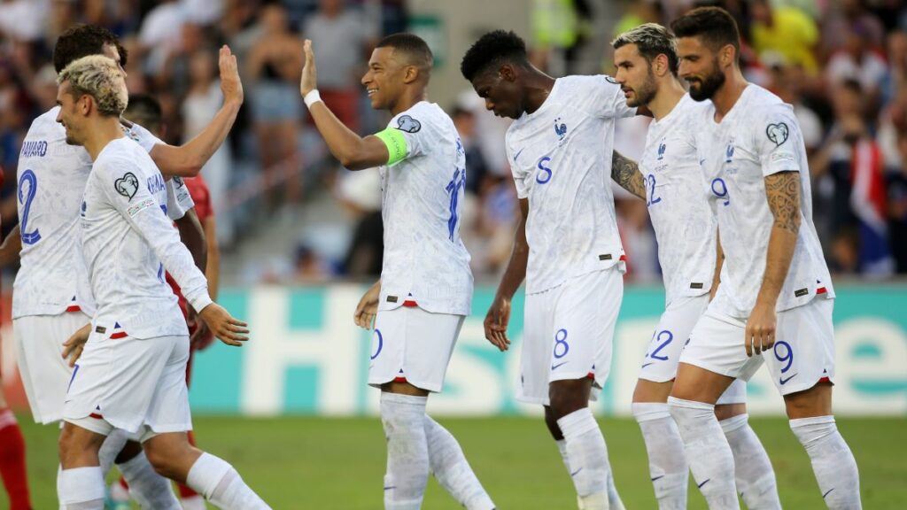 Francia golea a Gibraltar y mantiene paso perfecto rumbo a la Euro 2024