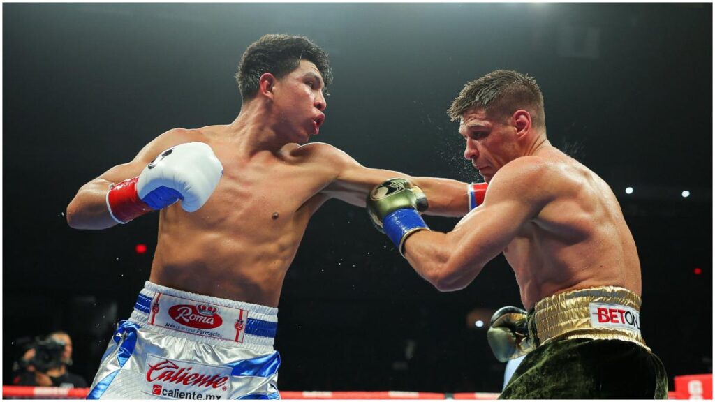 Jaime Munguía vs Derevyanchenko | Twitter: @DAZNBoxing