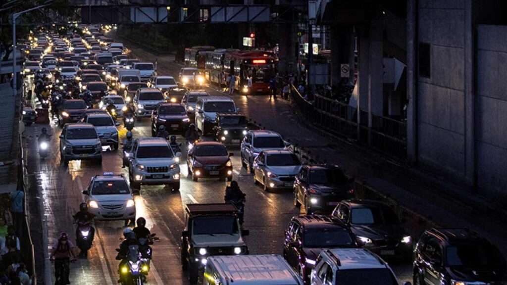 Hoy NO Circula 20 de julio: ¿Qué autos descansan en la CDMX y Edomex este jueves? | Reuters