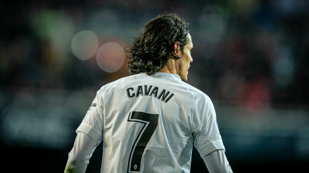 Edinson Cavani se desvincula del Valencia y se acerca a Boca Juniors