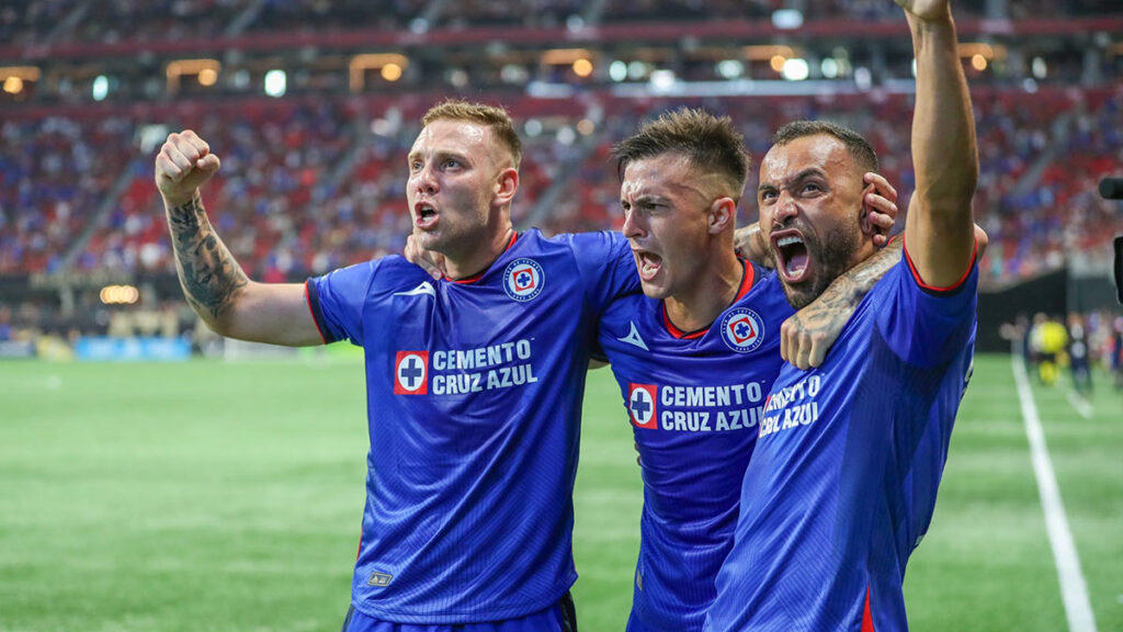 Moisés Vieira se estrena como goleador con Cruz Azul