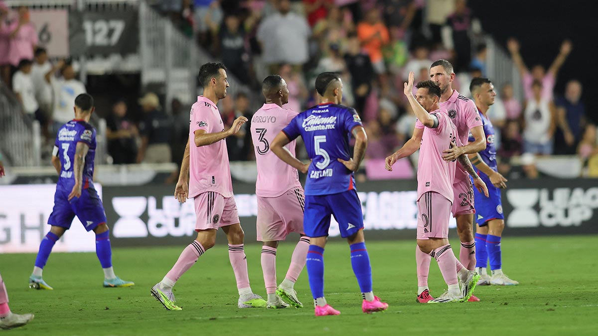 Lionel Messi y el Inter Miami celebran el triunfo ante Cruz Azul. Reuters