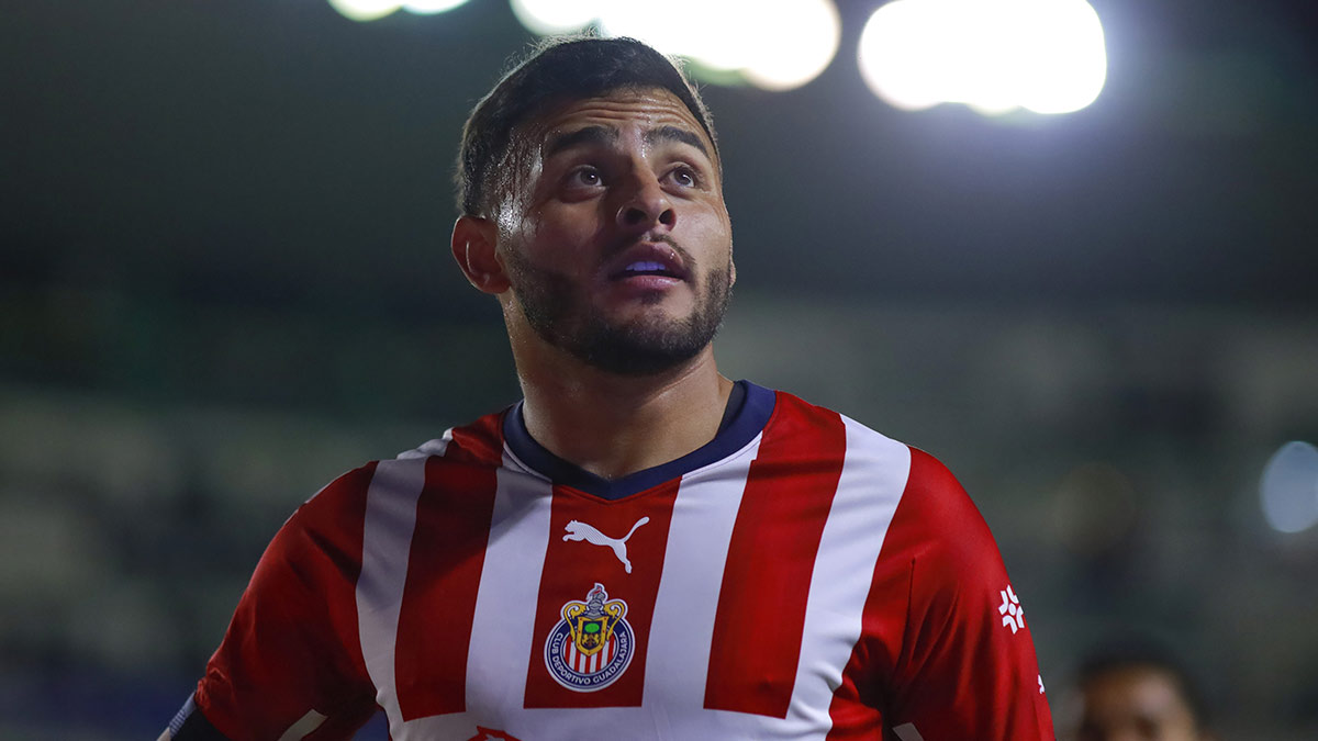 Alexis Vega vuelve a entrar a una convocatoria con Chivas