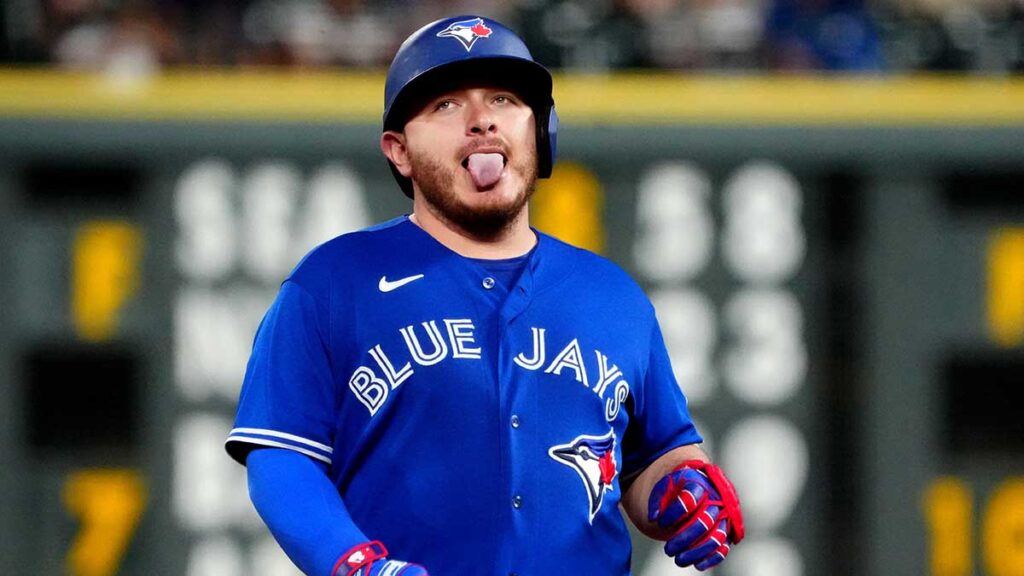 Alejandro Kirk se fue en ceros en la paliza de los Texas Rangers