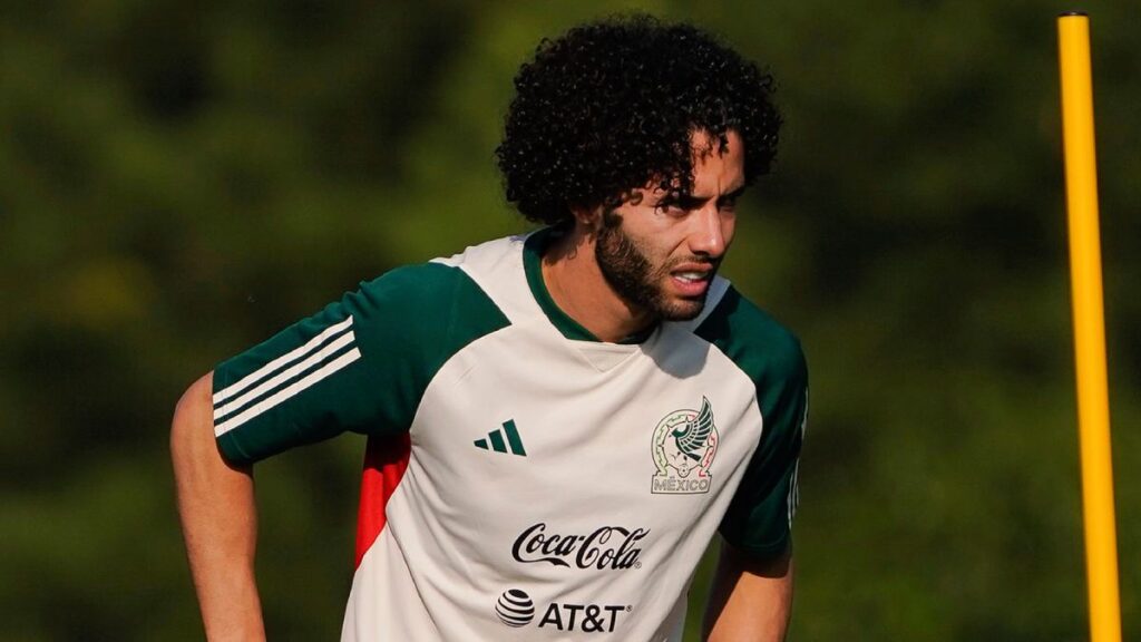 Chino Huerta en selección mexicana