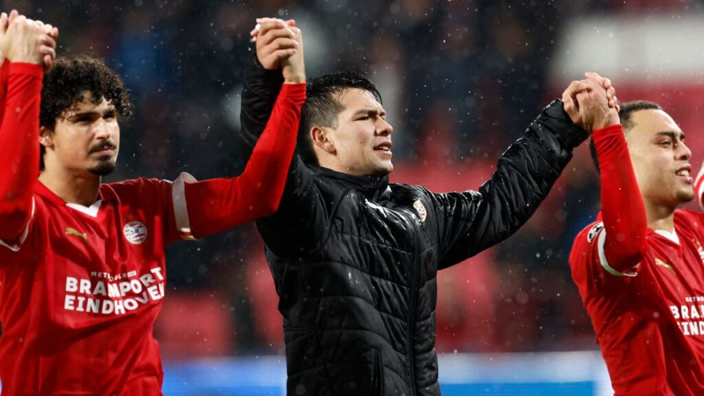 Chucky Lozano fue clave en la victoria del PSV ante el Twente.