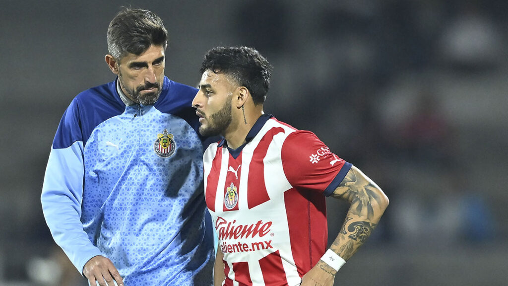 El futuro de momento luce incierto en Chivas. Imago 7
