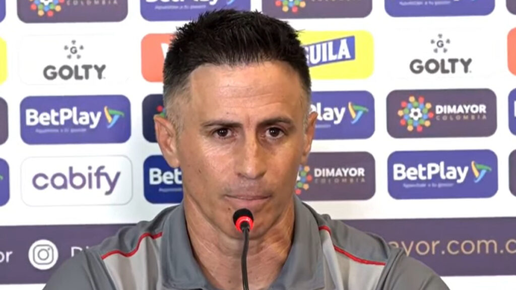 Pablo Peirano, en rueda de prensa. - Dimayor.