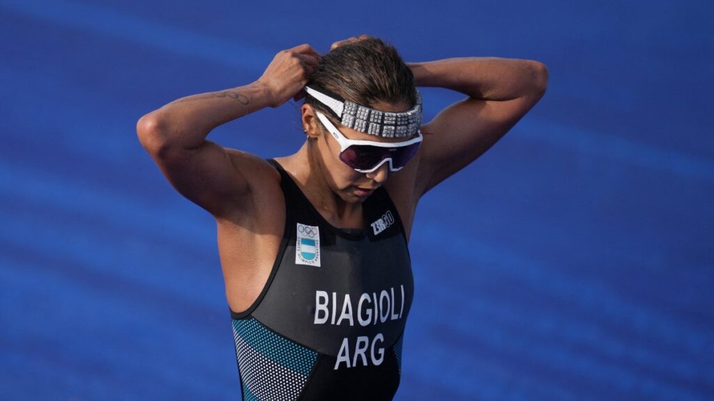 Romina Biagioli completó el triatlón en Paris 2024 | Reuters