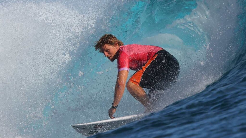 Alan Cleland estará en los octavos de final del surf