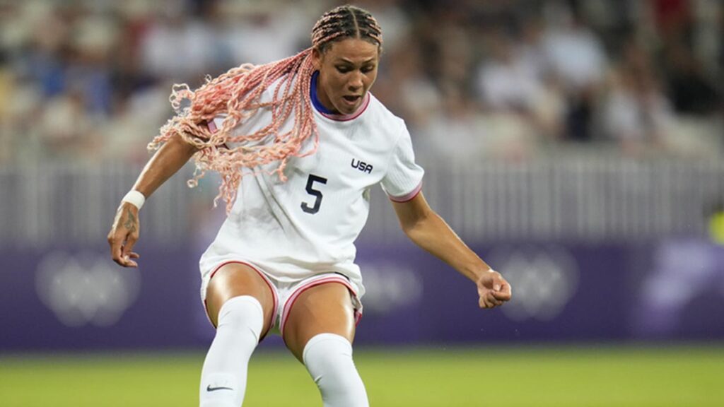 Trinity Rodman marca un golazo para adelantar a Estados Unidos