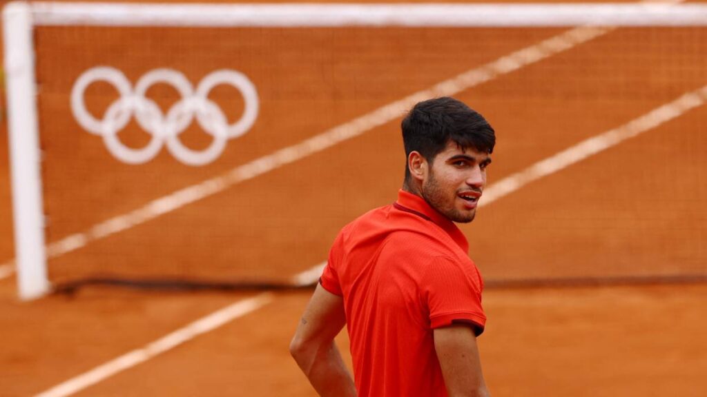 Carlos Alcaraz accede a los cuartos de final en Paris 2024 | Reuters