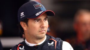 Checo Pérez reacciona al emotivo mensaje de Daniela Basso por la resurrección de Raúl Jiménez en selección mexicana