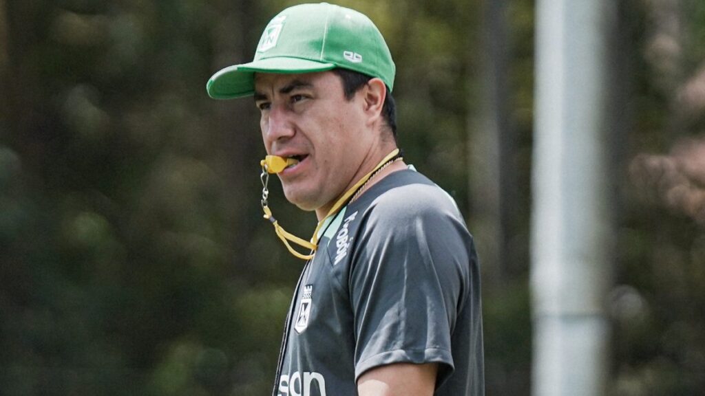 “No nos ilusiona”, “Es un retroceso”… Efraín Juárez y los comentarios que recibió a su llegada al Atlético Nacional