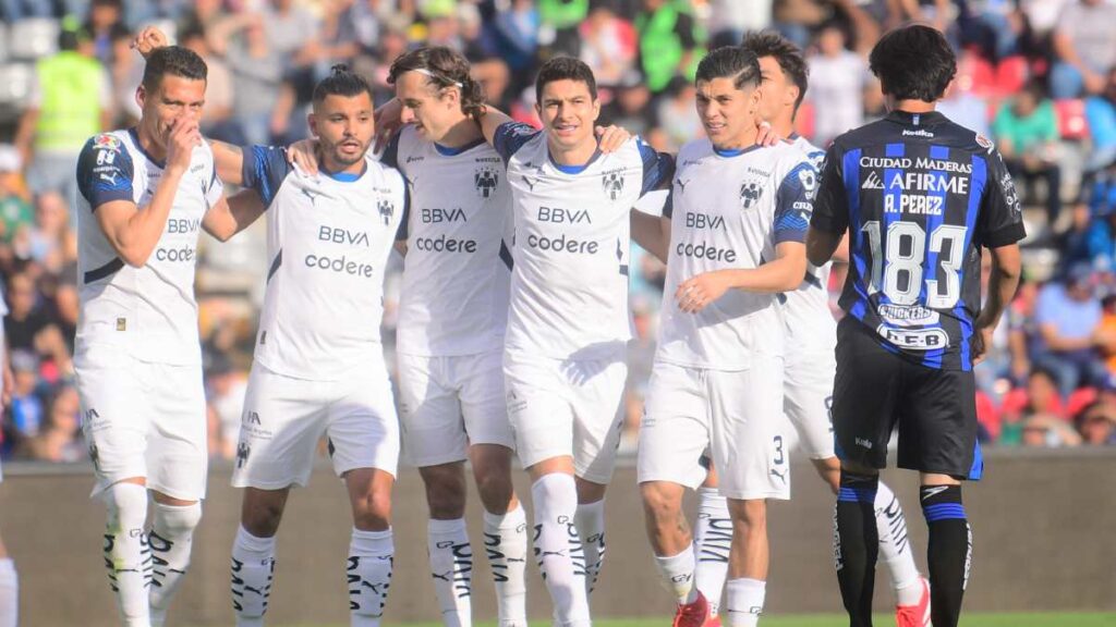 Los Rayados consiguen su segunda victoria del Clausura 2025 a costa de los Gallos de Querétaro