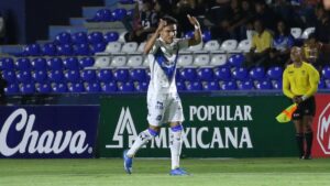 Con doblete de Juan de Dios Gamboa, Celaya defiende su territorio con triunfo ante el Tepatitlán