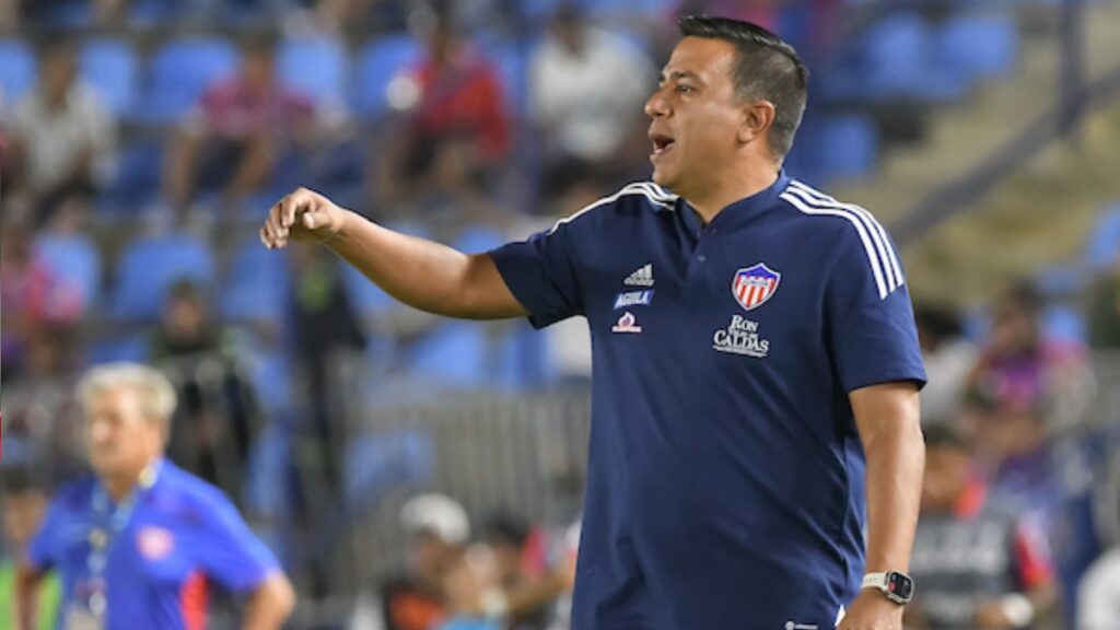 César Farías, DT del Junior | VizzorImage.