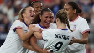 Estados Unidos mantiene el paso perfecto en la She Believes Cup tras vencer a Australia