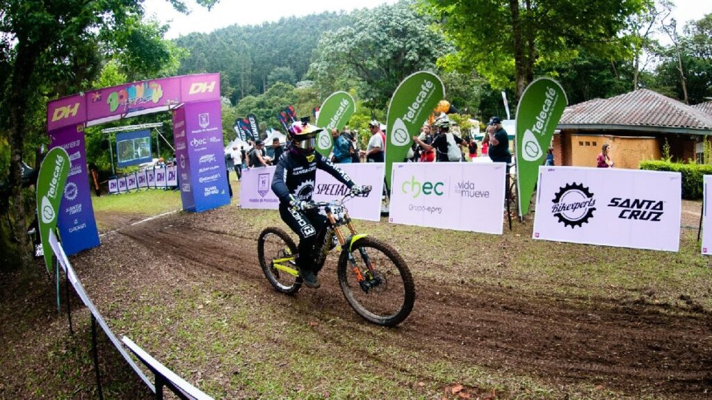 Festival Del Ruiz Dh1