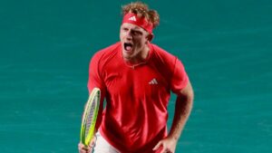 Davidovich Fokina se impone a Denis Shapovalov y es finalista del Abierto Mexicano Telcel 2025