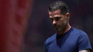 ¿Karma? Fernando Gago, despedido por Boca Juniors seis meses después de abandonar a Chivas