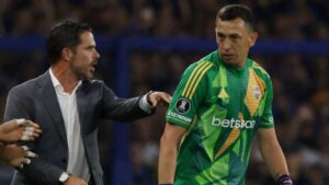 Agustín Marchesín y la incómoda pregunta de la afición al llegar al entrenamiento de Boca Juniors