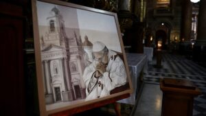 Papa Francisco y el fútbol: De sus encuentros con Maradona, Messi y qué dijo de Pelé