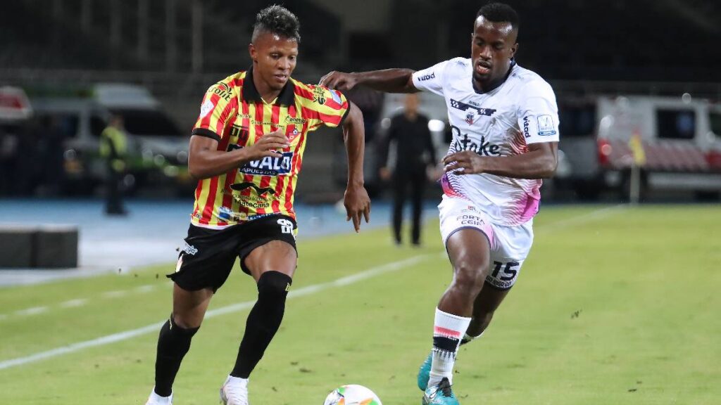Deportivo Pereira vs Fortaleza / Vizzor