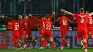 Twente supera sobre la hora al Bodo Glimt gracias a un penal y la serie queda abierta