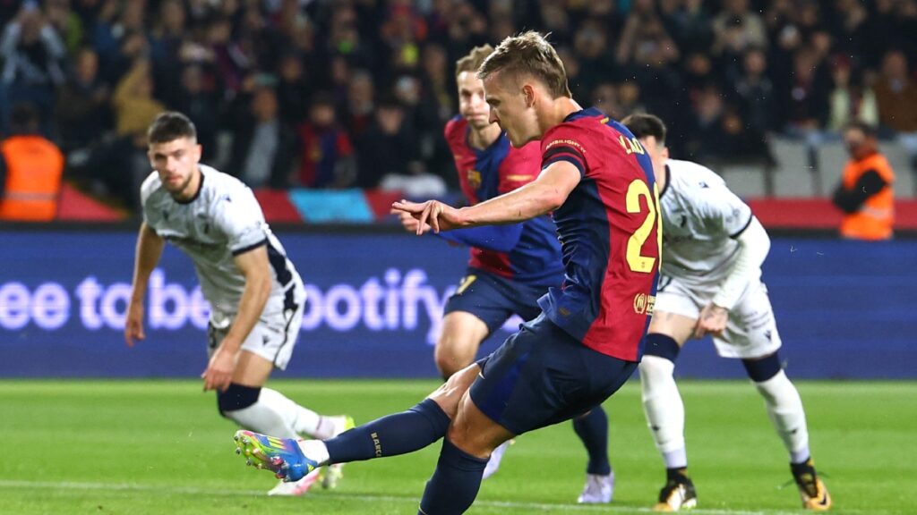 Dani Olmo con el Barcelona