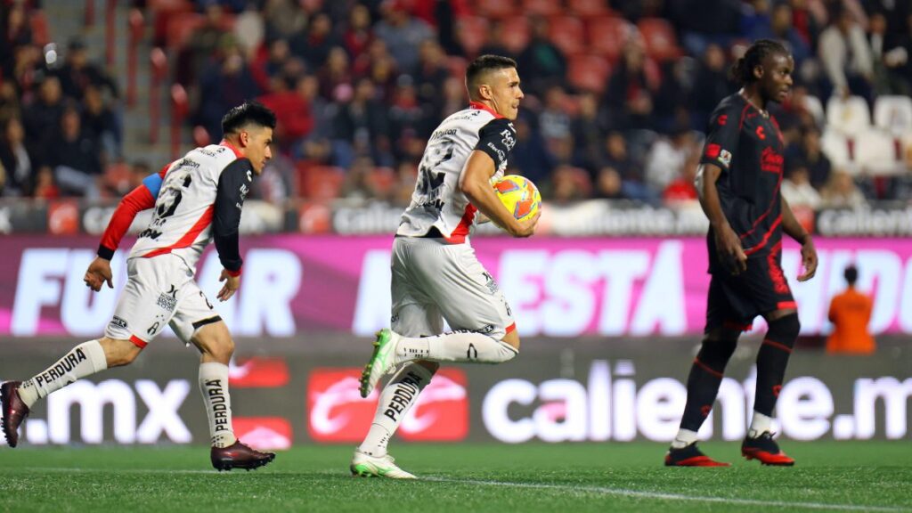 Atlas en festejo de gol