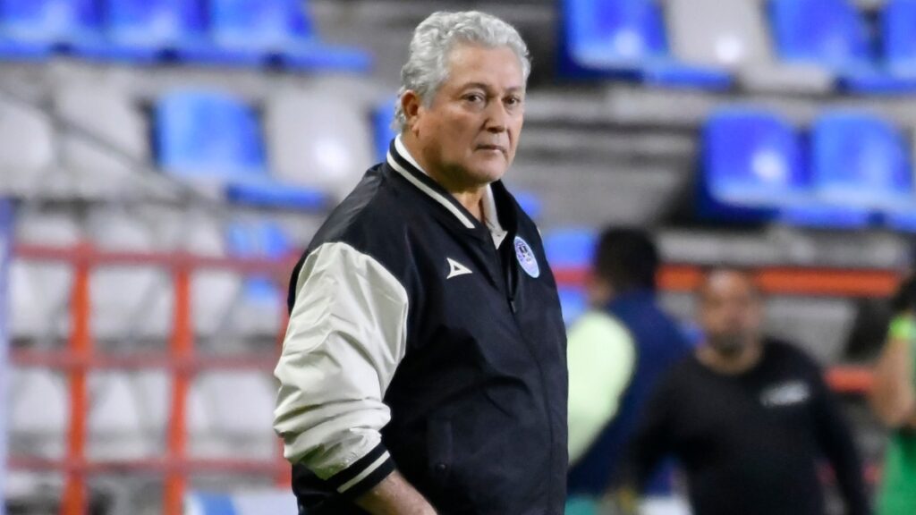 Vucetich asegura que en el Mazatlán falta arriesgarse más en los partidos