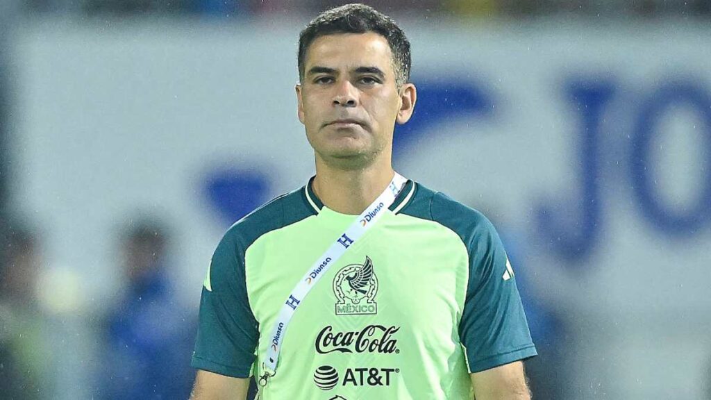Rafael Márquez se presenta en Ciudad Universitaria para ver el duelo entre Cruz Azul y San Luis