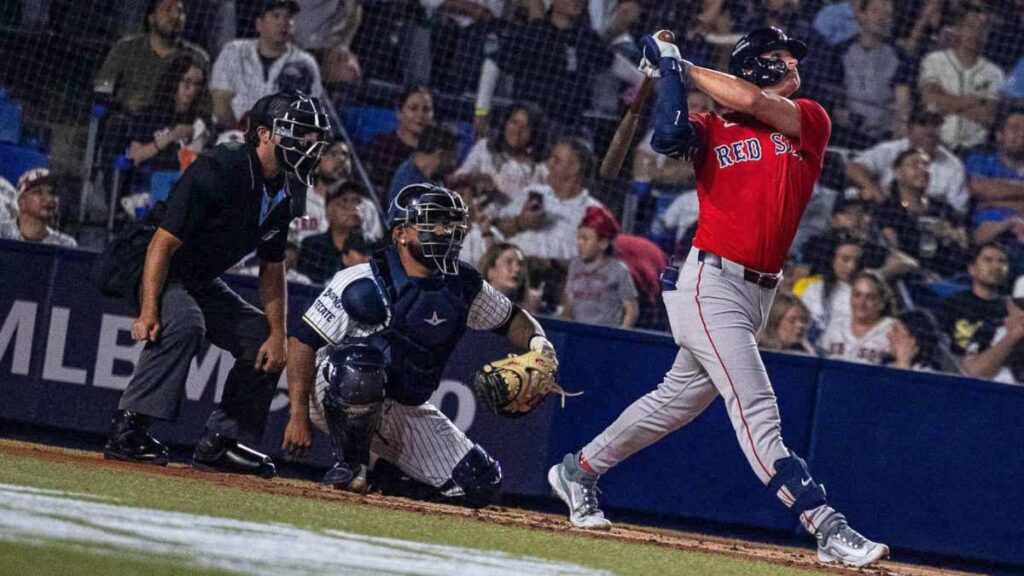 Marcelo Mayer brilla en la victoria de los Red Sox sobre los Sultanes en el primer juego de la serie en Monterrey
