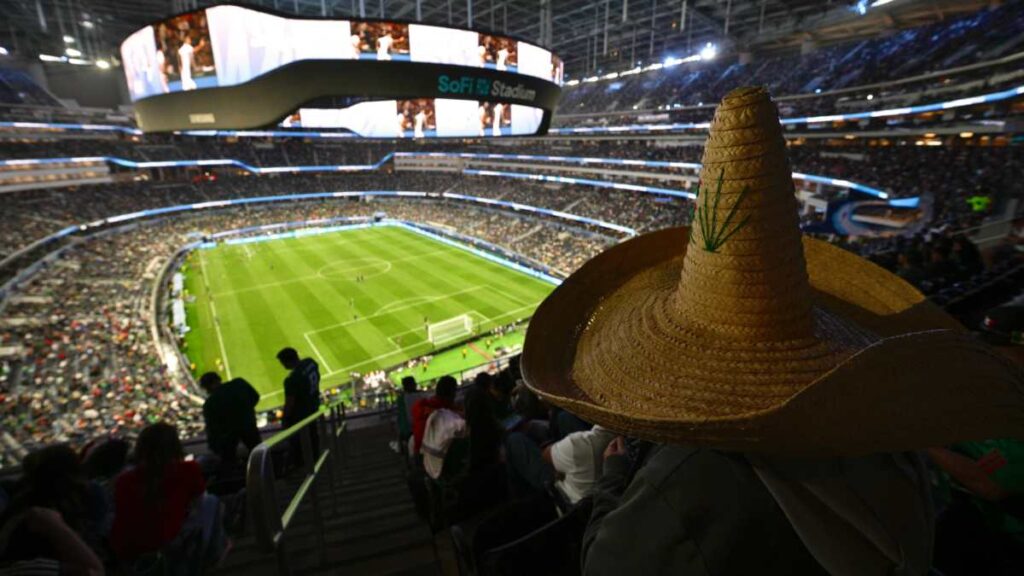 El partido entre México y Canadá se detiene por el grito homofóbico