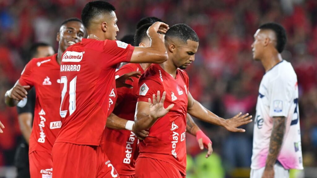 El gol de Felipe Gómez fue suficiente. Vizzor