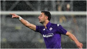 Fiorentina vence al Panathinaikos en la Conference League, con un impresionante 5-4 en el global