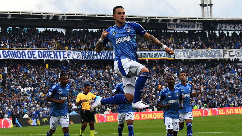 Leonardo Castro celebra un gol con Millonarios. - Vizzor Image.
